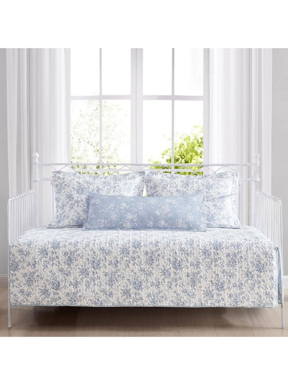 Elegant Daybed Cover Set with Shams & Bolster, 4-Piece Bedding Ensemble